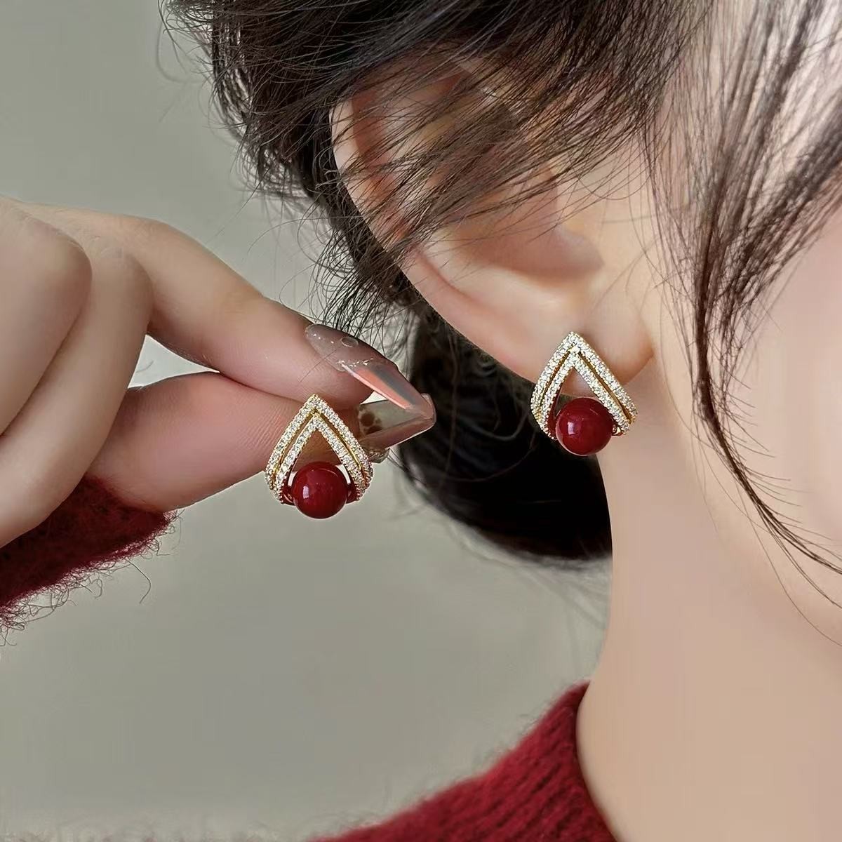 Pearl Stud Earrings - Серьги-гвоздики из серебра 925 пробы с
