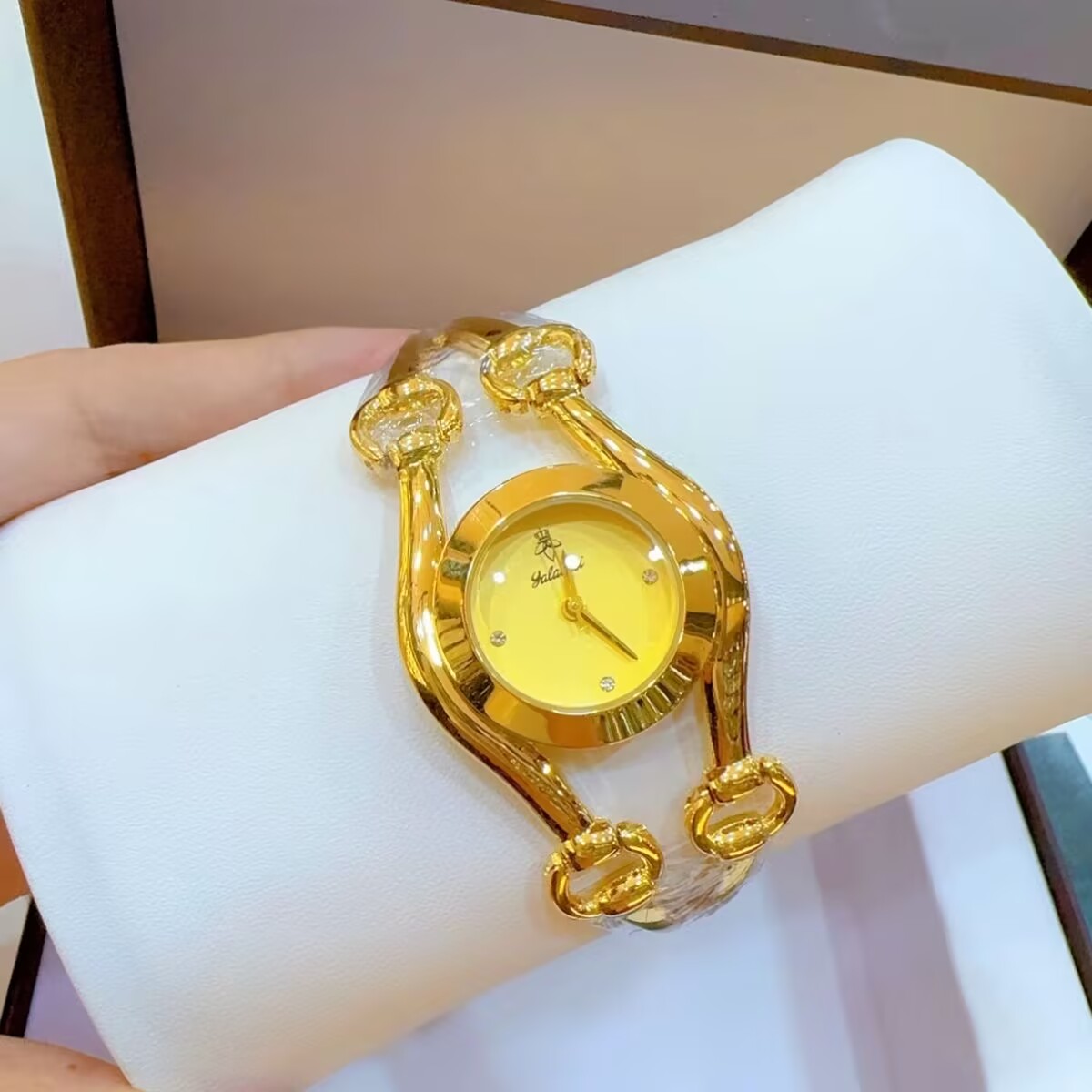 Jewelry Watches & Accessories - Новые французские часы Дубая с 24-каратным