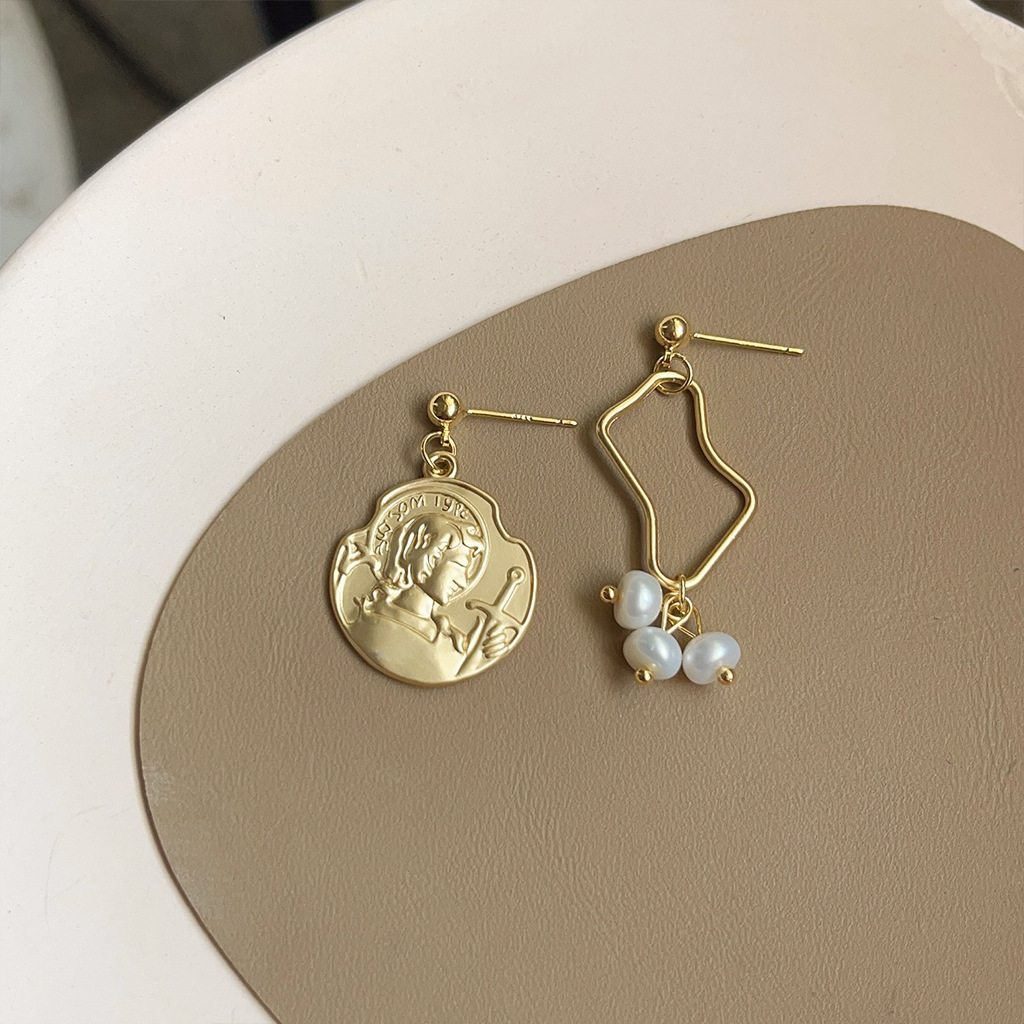 Аксессуары для самостоятельног – обзор и цена Pearl Stud Earrings