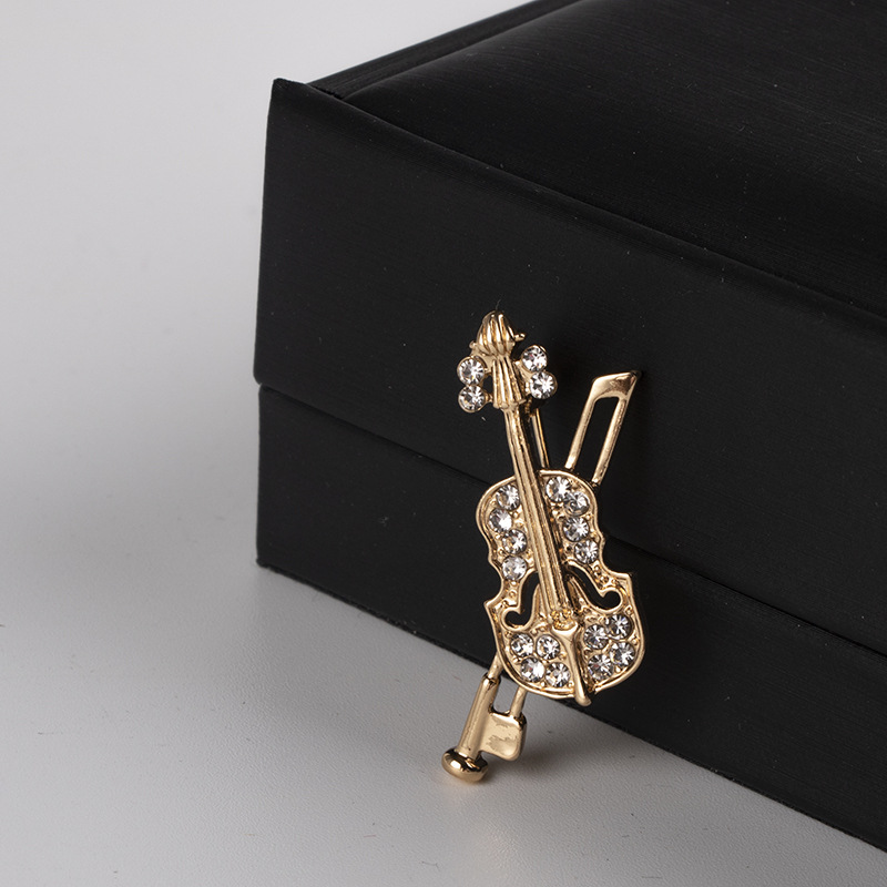 Хрустальная брошь-скрипка, юве – обзор и цена Vintage Brooch Pin