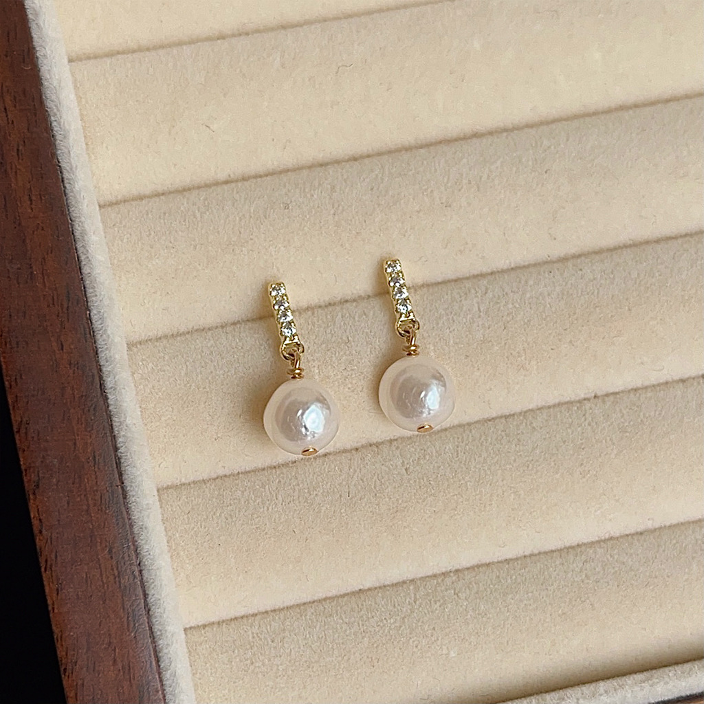 Аксессуары для самостоятельног – обзор и цена Pearl Stud Earrings